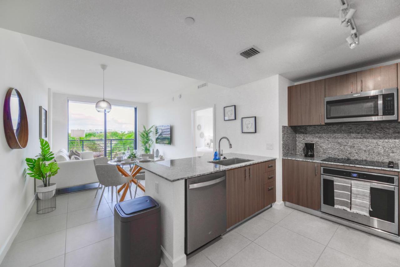Cozy 1- 1 Bedroom Steps From Downtown Doral Park Miami Extérieur photo